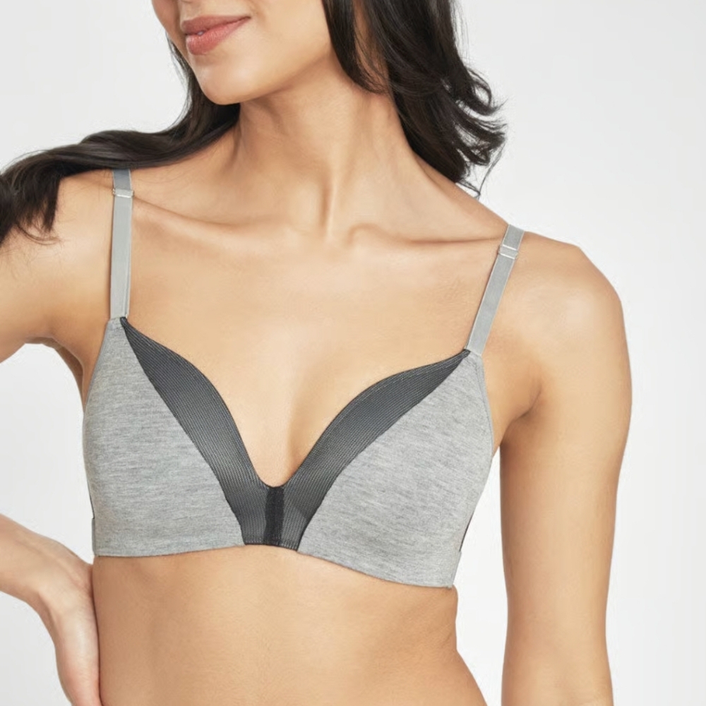 Lively All- Day Deep V No Wire Bra - Gray